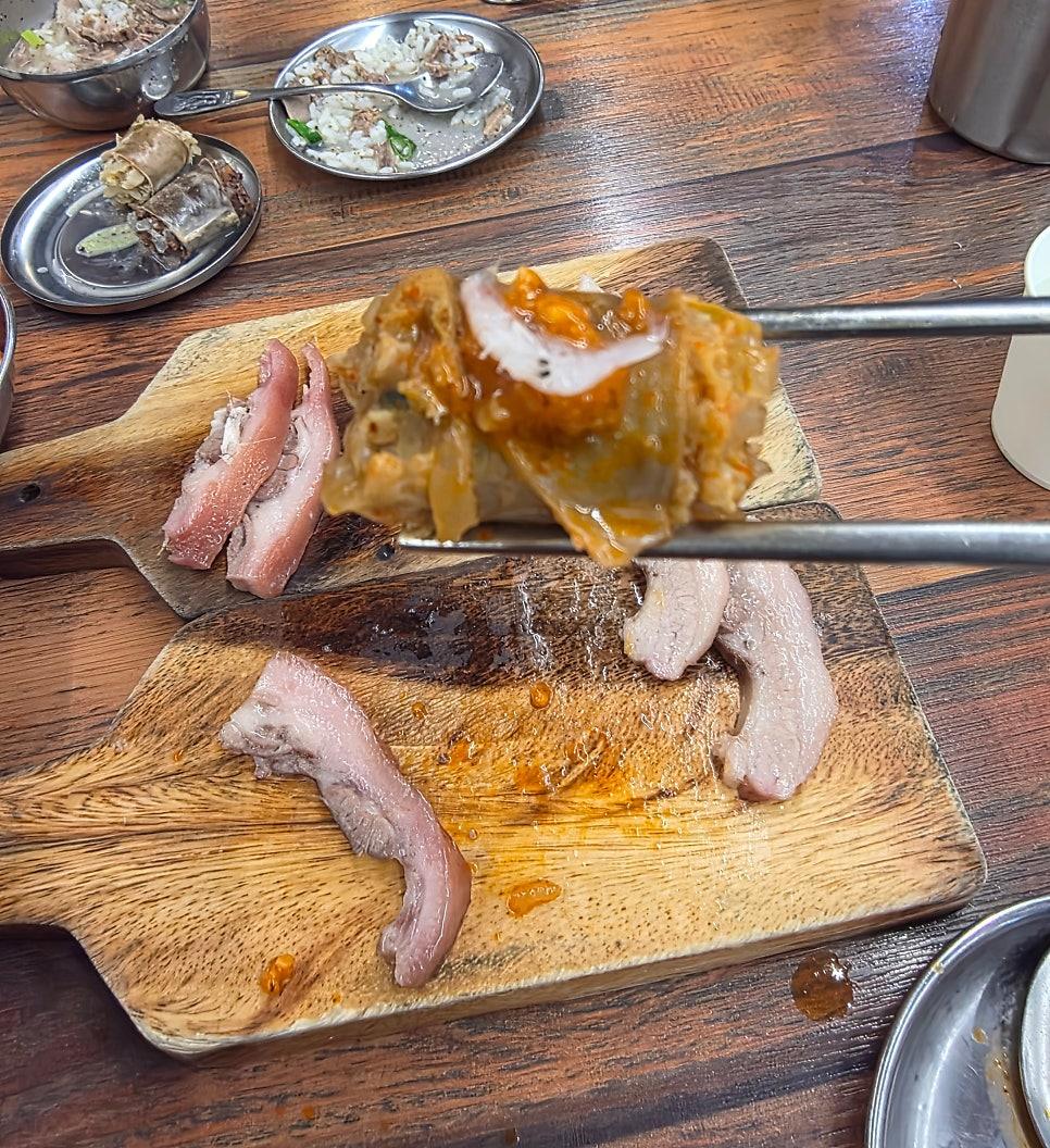 직접 촬영한 부천 원종동 골목 상권에 위치한 식당 주변 풍경