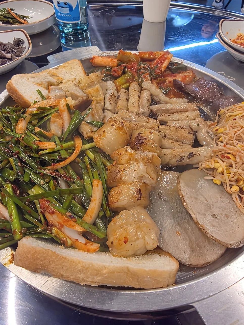 맛있는 음식으로 하루의 피로를 달래기