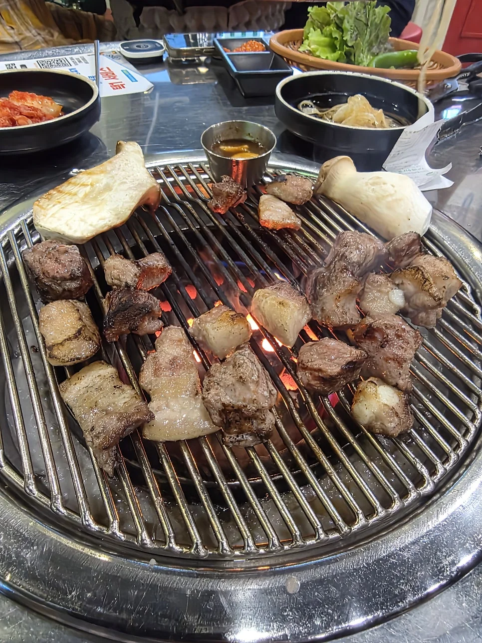 돼지한근 모듬한판 구성 1