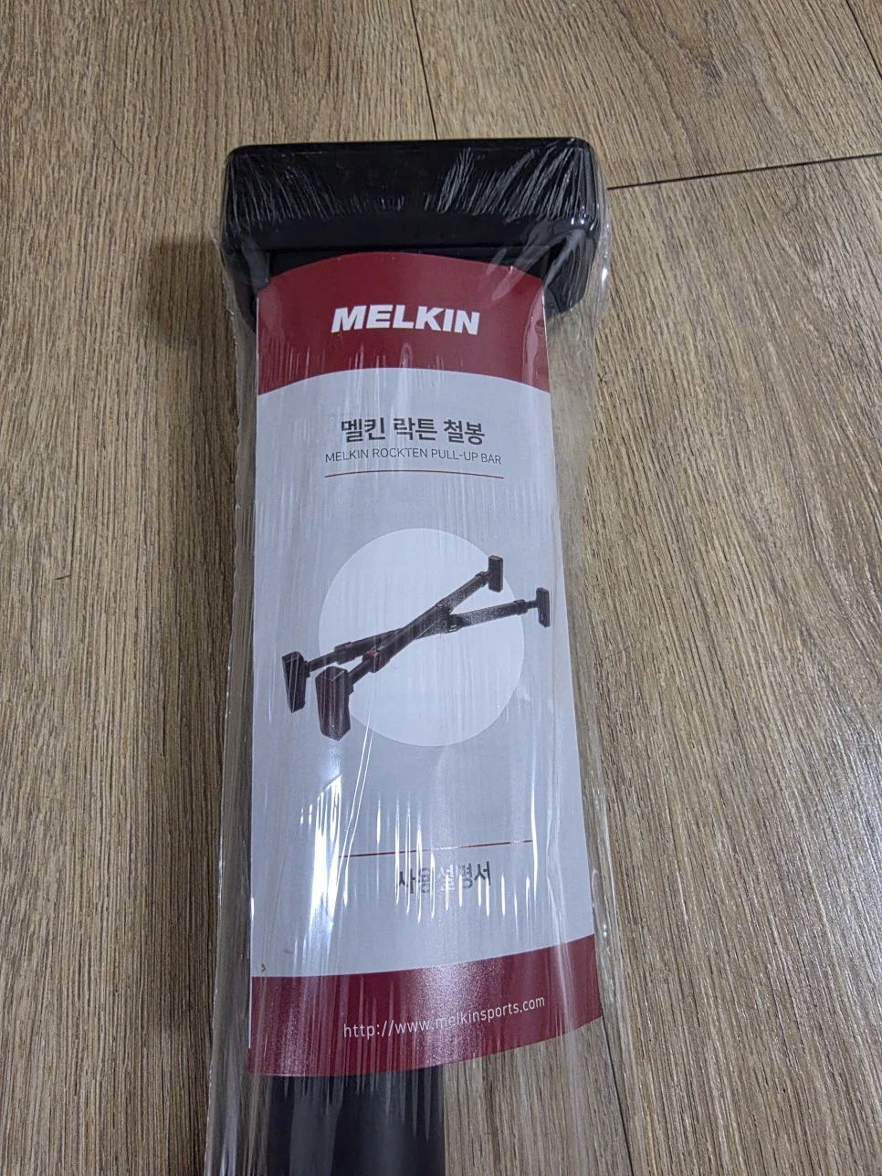 문틀 손상을 방지하는 12cm 와이드 논슬립 압착 패드입니다.